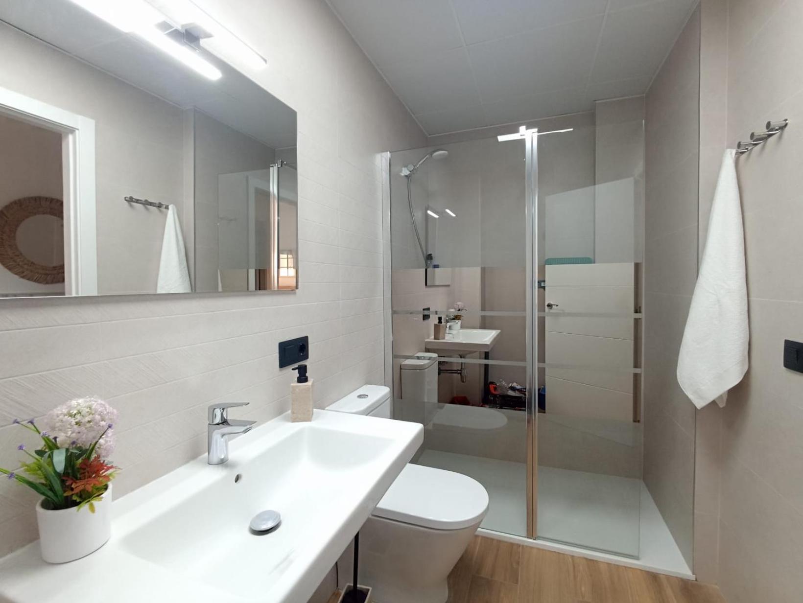 Apartamento Nuevo Centrico Con Aparcamiento Privado Incluido Алькала-де-Гвадаира Экстерьер фото