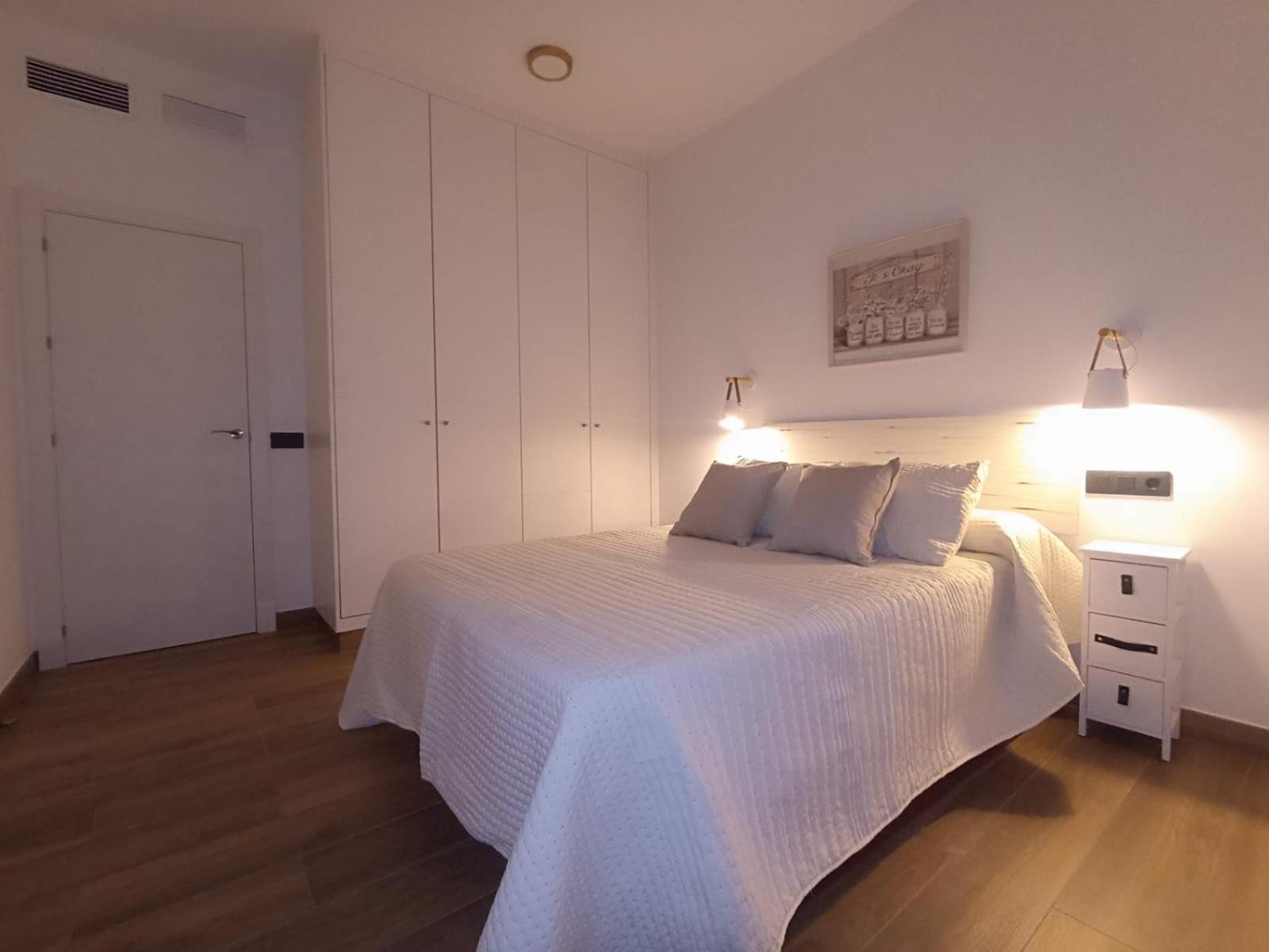 Apartamento Nuevo Centrico Con Aparcamiento Privado Incluido Алькала-де-Гвадаира Экстерьер фото